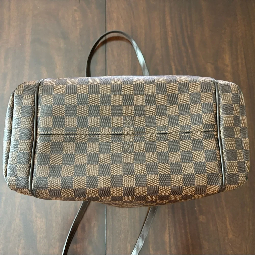 LOUIS VUITTON 🤎 TOTALLY DAMIER EBENE MM TOTE - Picture 3 of 16